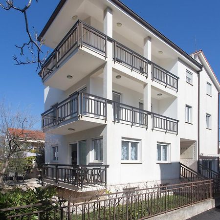 Apartments Villa Japeri Kastela Exterior photo