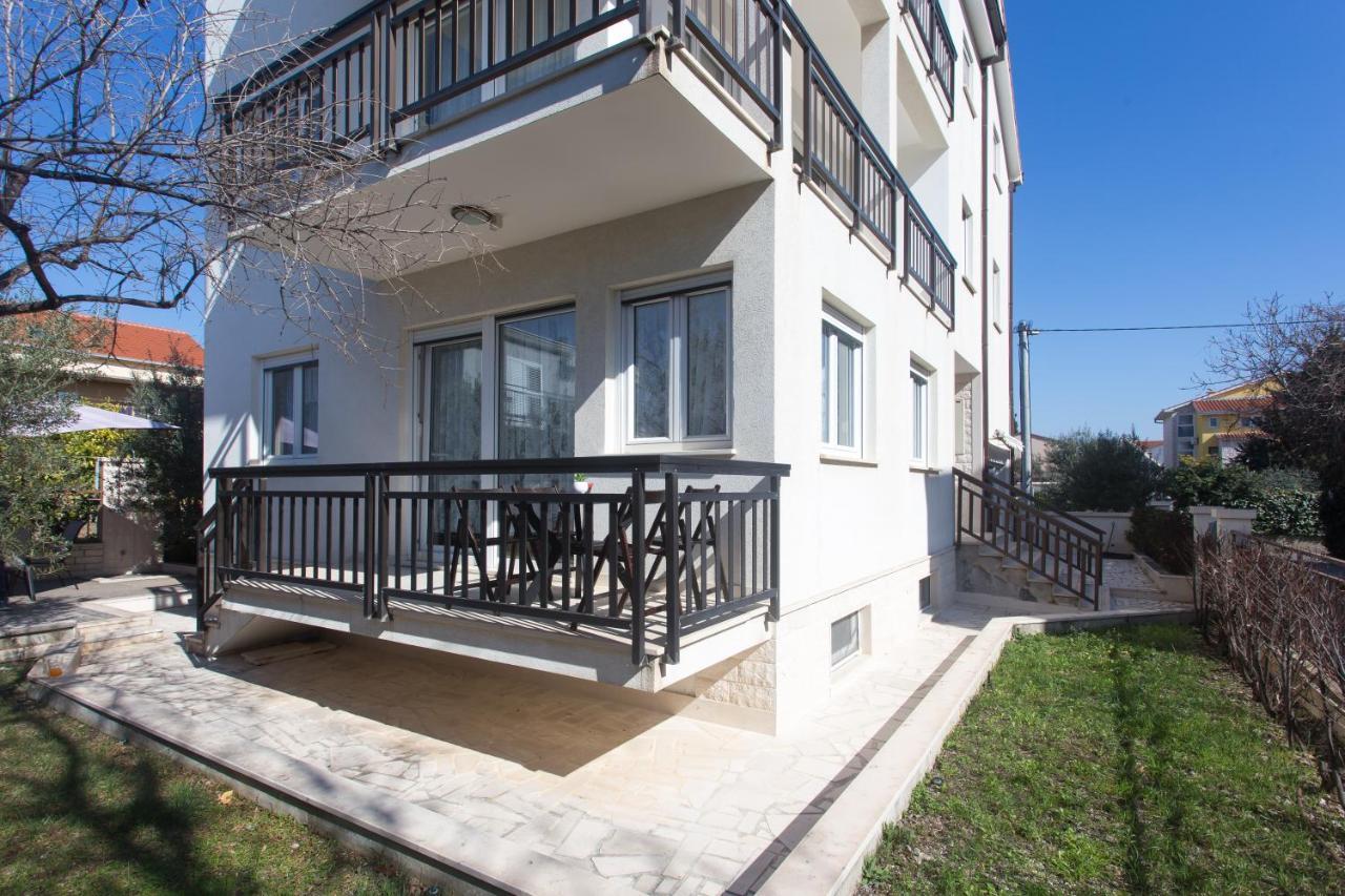 Apartments Villa Japeri Kastela Exterior photo