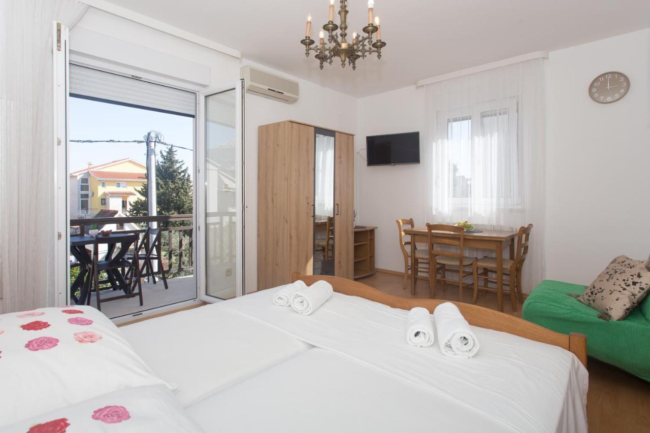 Apartments Villa Japeri Kastela Room photo